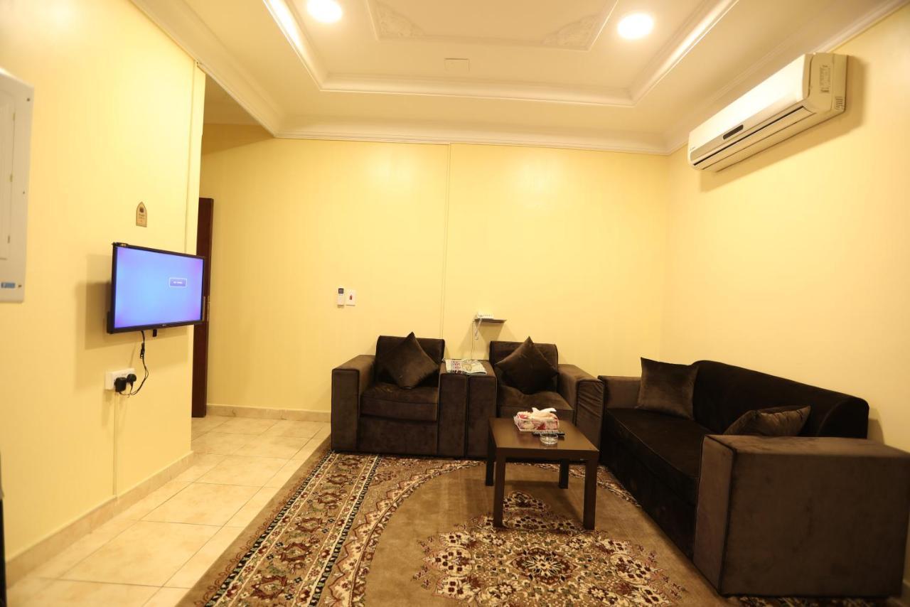 Al Eairy Apartments- Dammam 8 Esterno foto