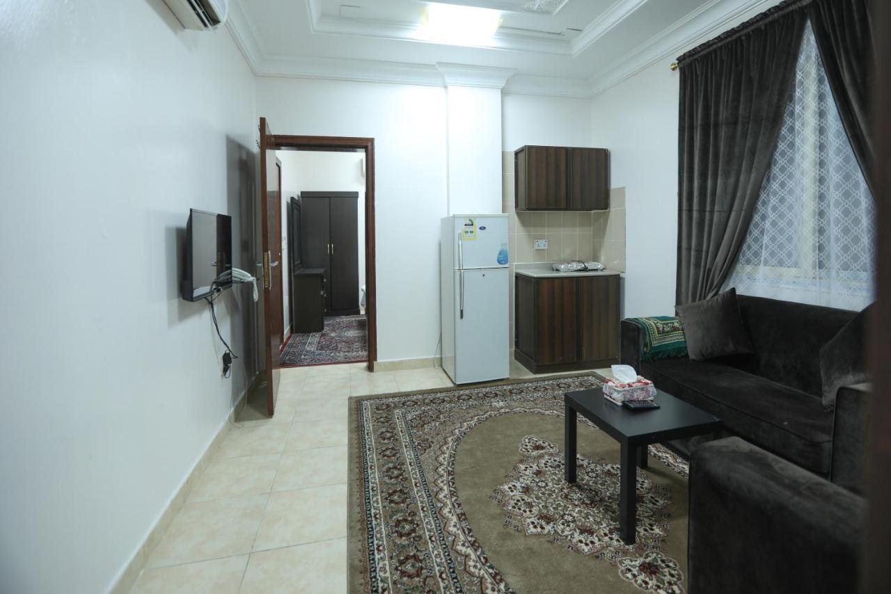 Al Eairy Apartments- Dammam 8 Esterno foto